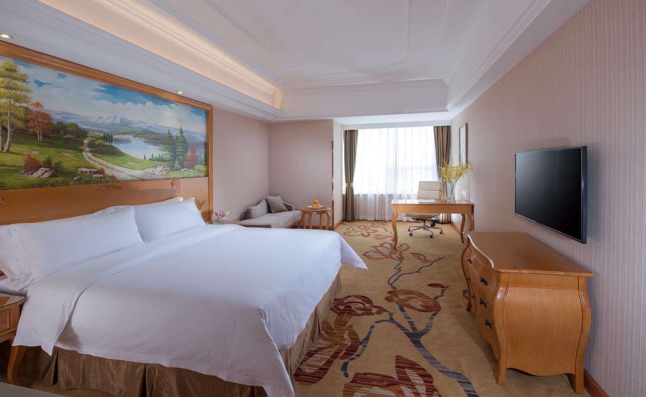 Vienna Hotel Ningbo Xiangshan Coach Terminal エクステリア 写真